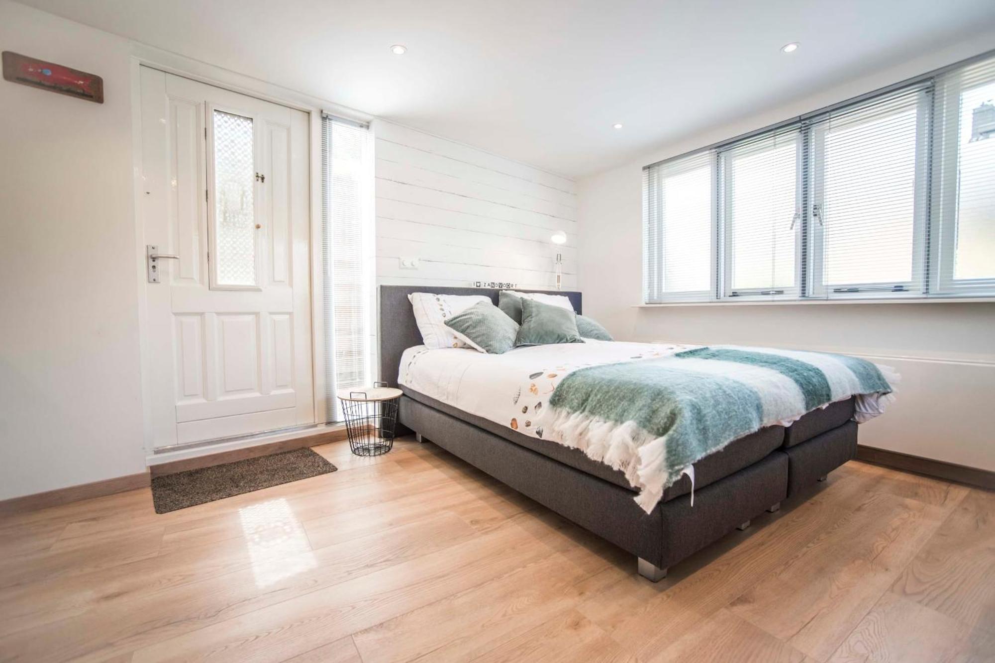 Studio 4 U With Private Parking Зандворт Екстер'єр фото